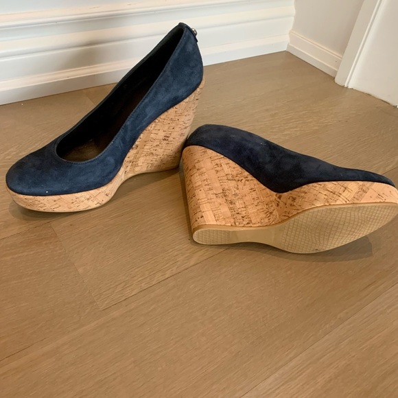 COPY - Stuart Weitzman - Picture 3 of 4